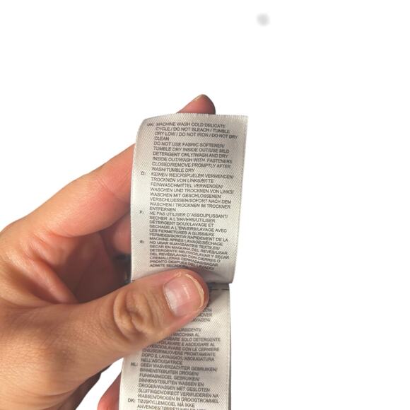 Adidas Jacket Womens Medium Logo Lightweight Quilted Outdoor Sporty Black Coat - Picture 12 of 12